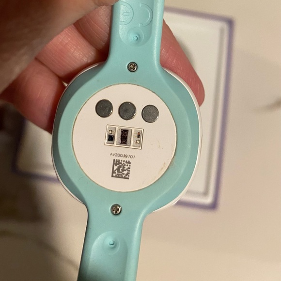 AVA Bracelet Fertility Tracker with Box - Picture 2 of 10